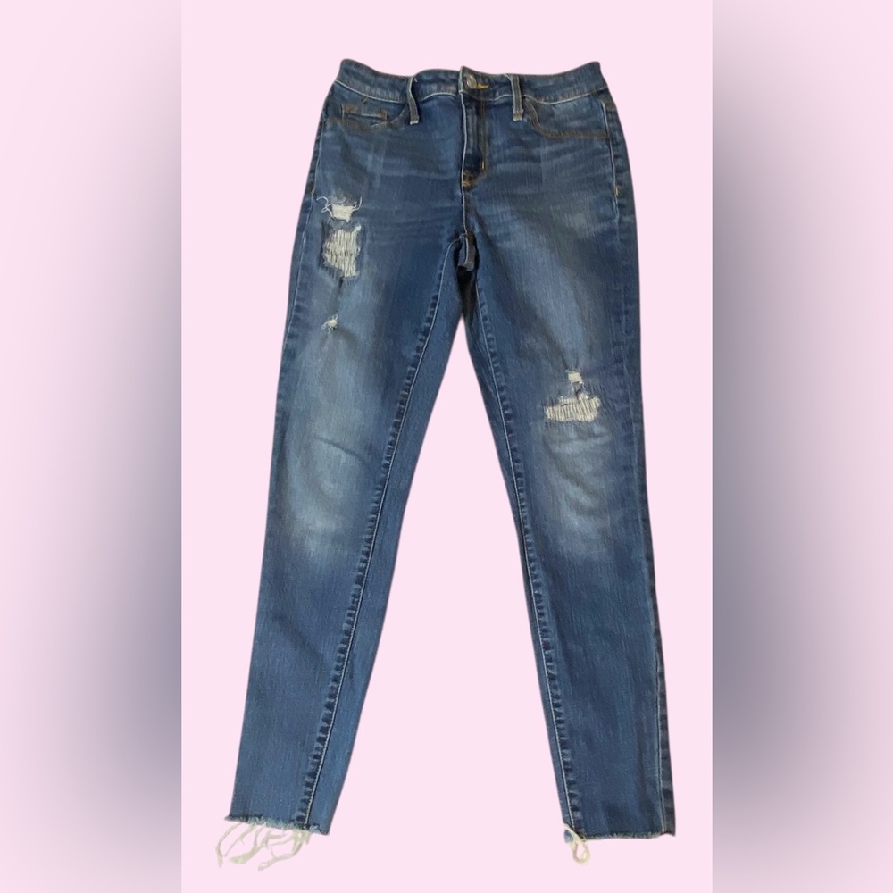 Mossimo Supply Co. Distressed Jeans Size 4/27R